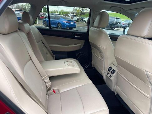 Used 2016 Subaru Outback 2.5i Limited AWD/4WD image 13