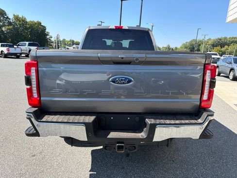 Used 2025 Ford F250 Lariat w/ Chrome Package AWD/4WD image 6