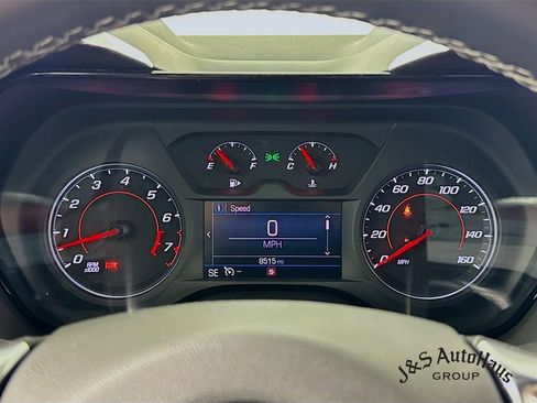 Used 2021 Chevrolet Camaro LT w/ RS Package image 15