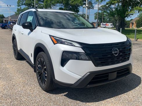 New 2026 Nissan Rogue Dark Armor FWD image 1