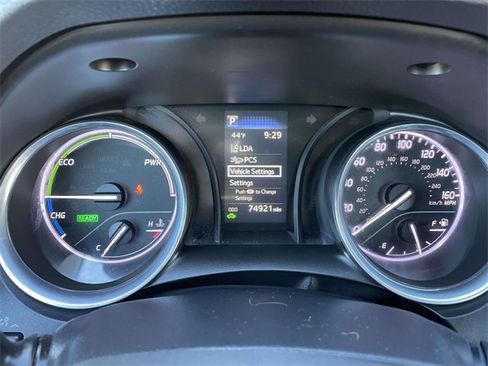 Used 2019 Toyota Camry LE image 22
