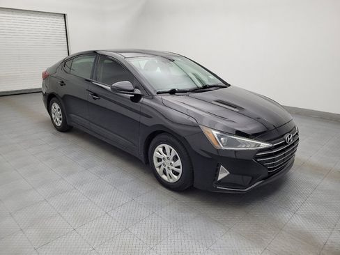 Used 2020 Hyundai Elantra SE w/ Cargo Package (C1) FWD image 11