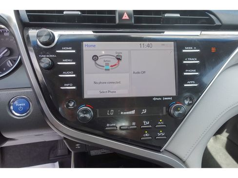 Used 2018 Toyota Camry SE w/ Audio Package FWD image 16