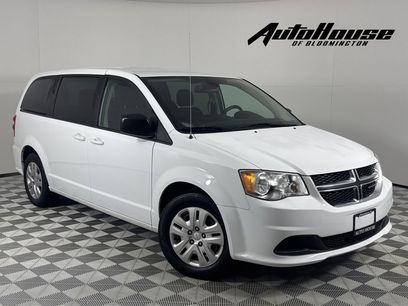 Used 2018 Dodge Grand Caravan SE w/ UConnect Hands-Free Group