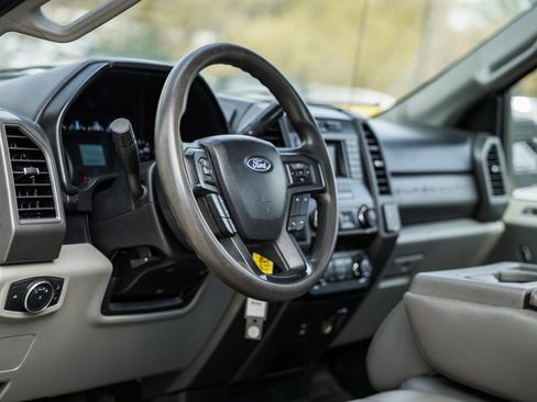 Used 2019 Ford F350 XL w/ STX Appearance Package AWD/4WD image 12