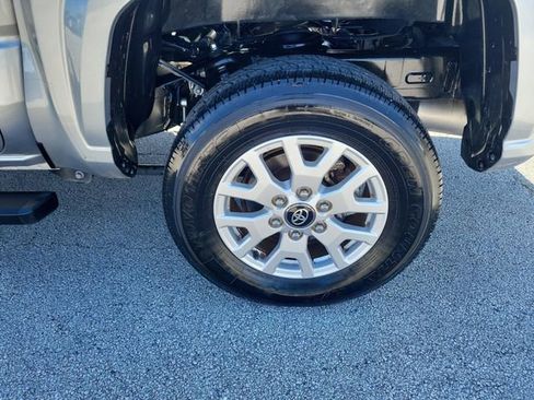 Used 2024 Toyota Tacoma SR5 RWD image 7