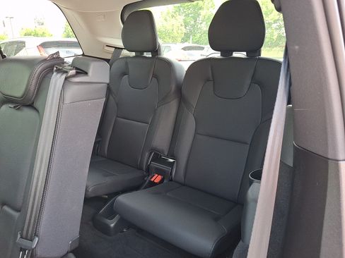 Used 2023 Volvo XC90 B6 Plus w/ Protection Package AWD/4WD image 11
