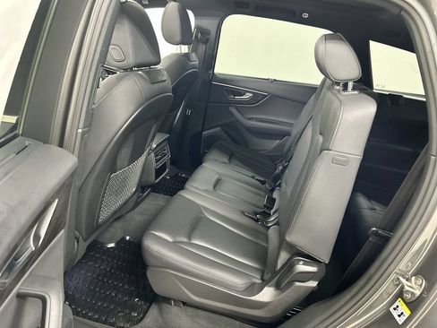 Used 2023 Audi Q7 2.0T Premium Plus w/ Premium Plus Package AWD/4WD image 21