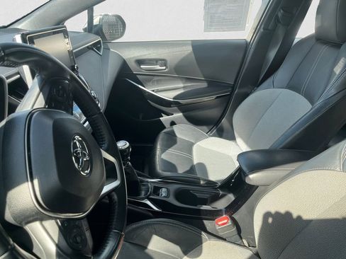 Used 2022 Toyota Corolla XSE image 4