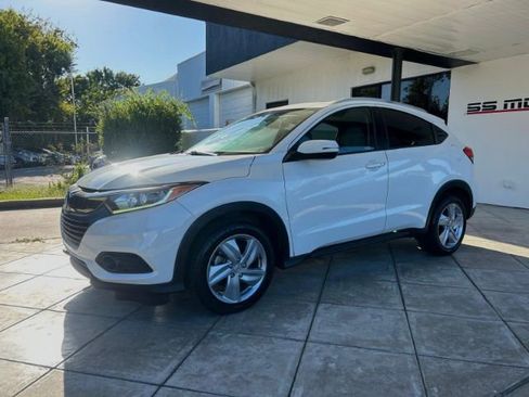 Used 2020 Honda HR-V EX image 1