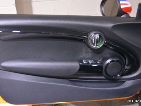 Used 2016 MINI Cooper S image 11