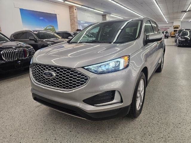 Used 2024 Ford Edge SEL AWD/4WD image 2