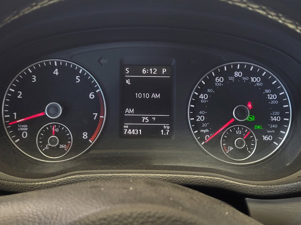 Used 2014 Volkswagen Passat 1.8T SE FWD image 23