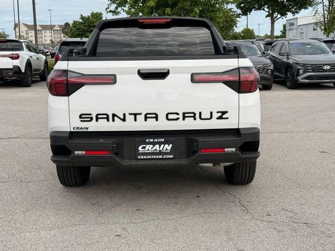 New 2026 Hyundai Santa Cruz SE FWD image 6