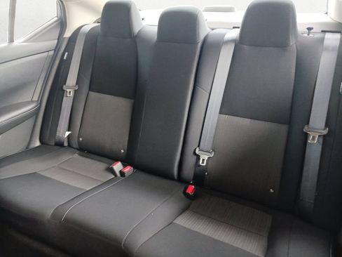 Used 2025 Nissan Sentra SV FWD image 9