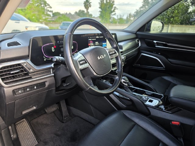 Certified 2023 Kia Telluride S w/ S Sunroof Package FWD image 13
