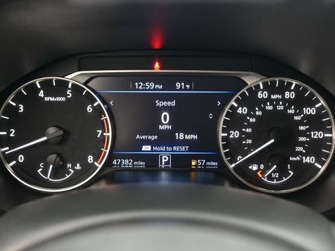 Used 2024 Nissan Altima 2.5 SR FWD image 26