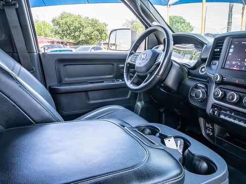 Used 2022 RAM 3500 Tradesman AWD/4WD image 19