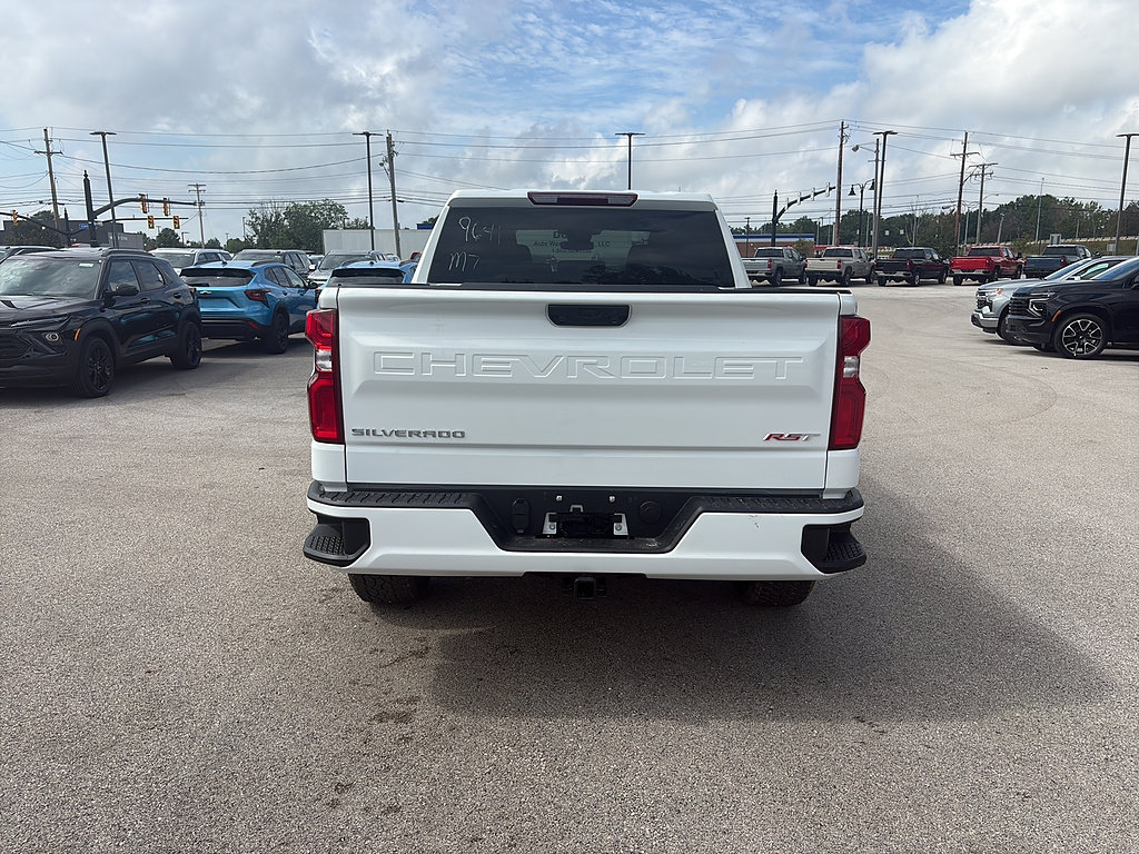 New 2026 Chevrolet Silverado 1500 RST w/ RST Select Package AWD/4WD image 4
