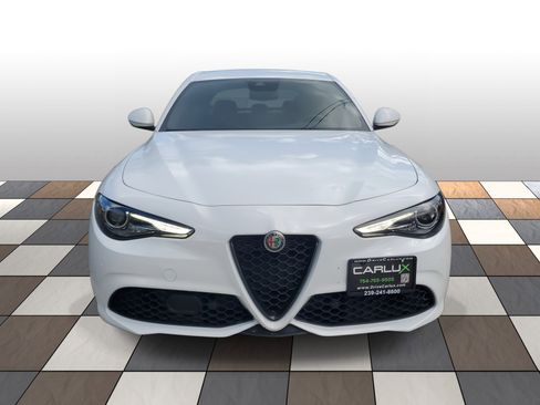 Used 2022 Alfa Romeo Giulia Sprint image 2