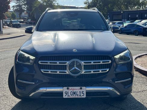 Used 2024 Mercedes-Benz GLE 450e 4MATIC image 4