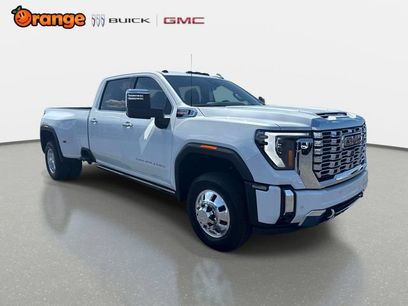 New 2026 GMC Sierra 3500 Denali w/ Denali Reserve Package