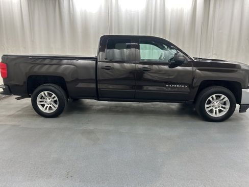 Used 2018 Chevrolet Silverado 1500 LT w/ All Star Edition image 6