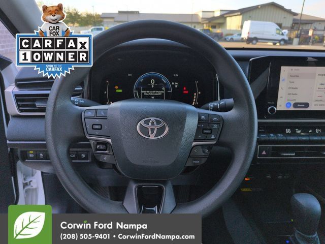 Used 2025 Toyota Camry LE FWD image 14