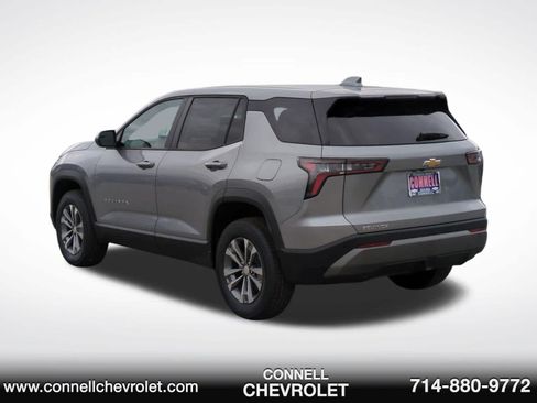 Used 2026 Chevrolet Equinox LT w/ Convenience Package II FWD image 7