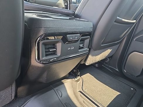 Used 2026 GMC Sierra 2500 AT4X AWD/4WD image 17
