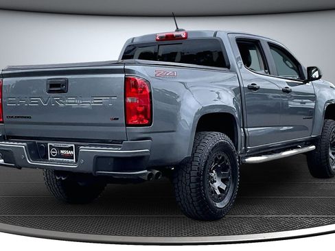 Used 2022 Chevrolet Colorado Z71 AWD/4WD image 6