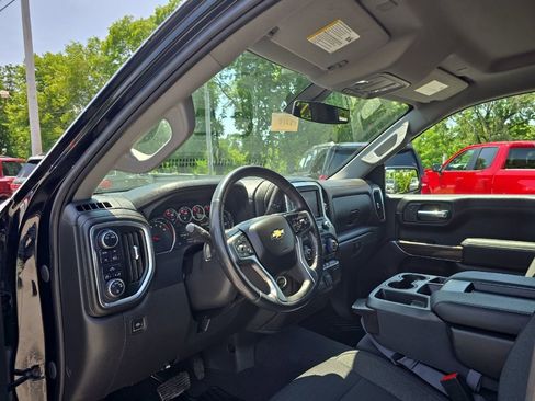 Used 2022 Chevrolet Silverado 1500 LT image 21