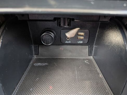 Used 2015 Subaru Legacy 2.5i Limited image 27