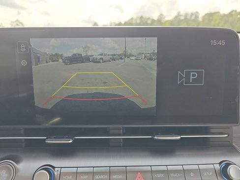 Used 2024 Hyundai Kona SE FWD image 24