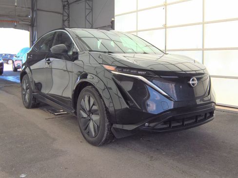 Used 2023 Nissan Ariya FWD image 6