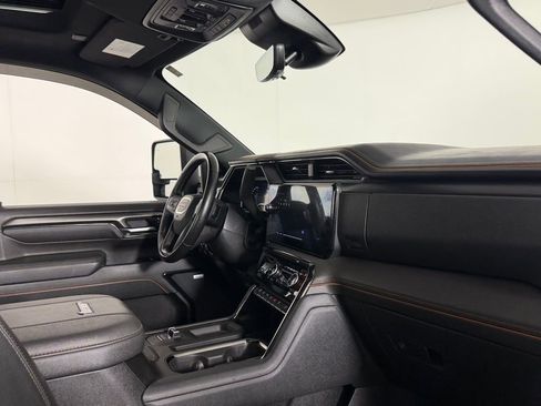 Used 2024 GMC Sierra 3500 AT4 w/ AT4 Premium Plus Package AWD/4WD image 30