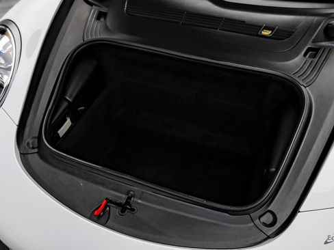 Used 2015 Porsche 911 Carrera image 81