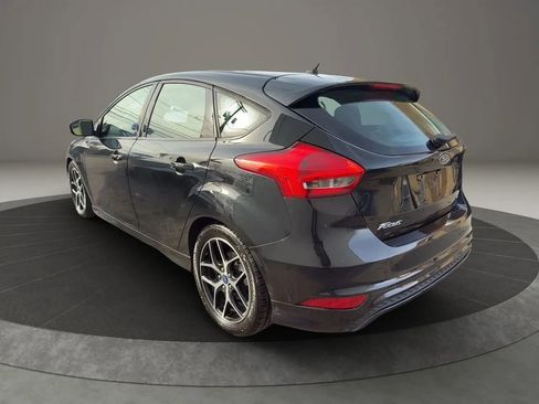 Used 2015 Ford Focus SE w/ SE Sport Package image 7