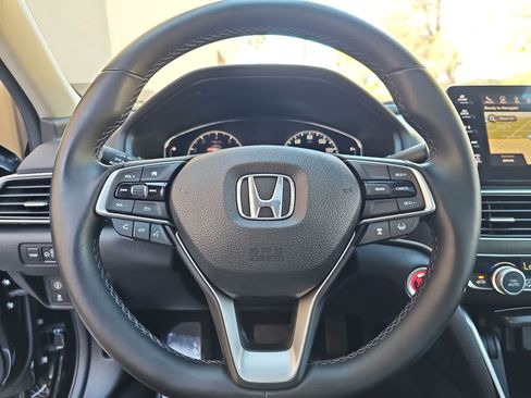 Used 2018 Honda Accord EX-L image 19