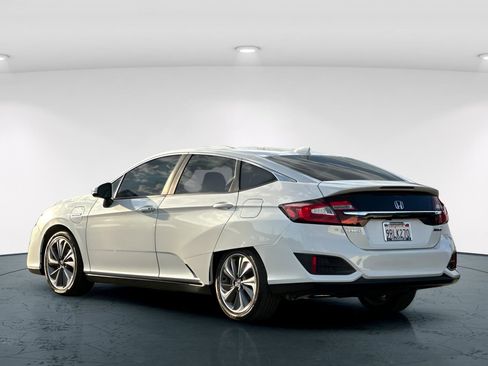 Certified 2021 Honda Clarity Plug-In Hybrid image 4