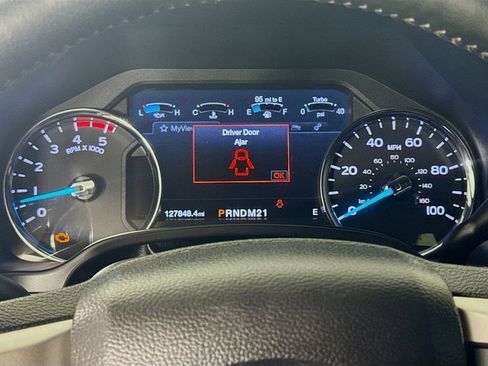 Used 2019 Ford F250 Lariat w/ Lariat Value Package image 16