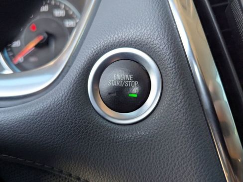 Used 2020 Chevrolet Traverse Premier image 26