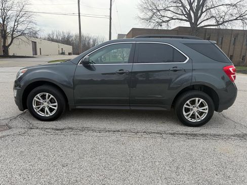 Used 2017 Chevrolet Equinox LT w/ Convenience Package image 8