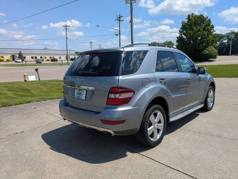 Used 2010 Mercedes-Benz ML 350 2WD image 5