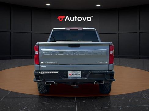 Used 2020 Chevrolet Silverado 1500 Custom Trail Boss w/ Custom Convenience Package AWD/4WD image 4