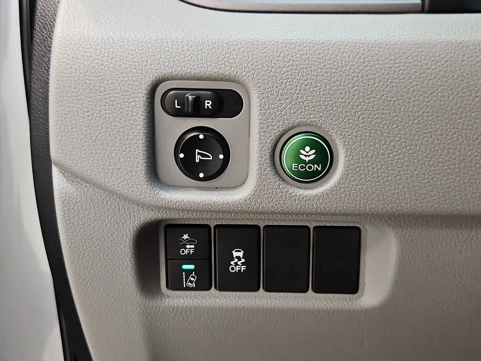Used 2019 Honda Pilot LX image 30