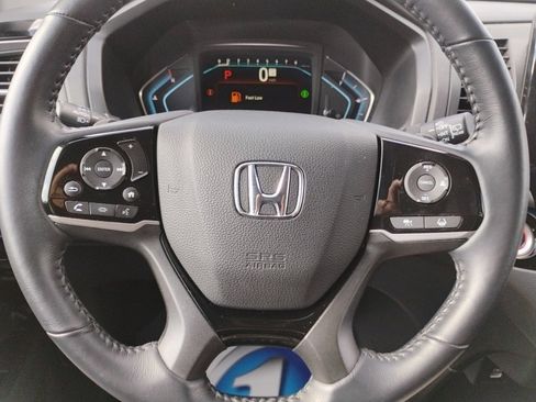 Certified 2024 Honda Odyssey Touring image 10