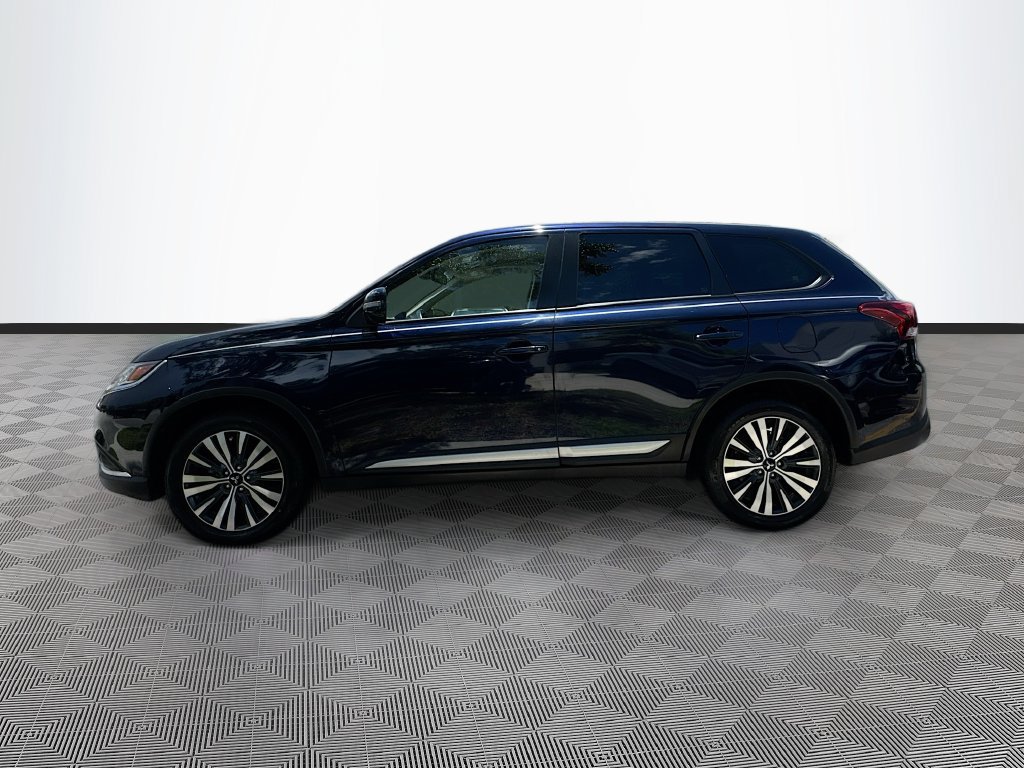 Used 2020 Mitsubishi Outlander SE FWD image 9