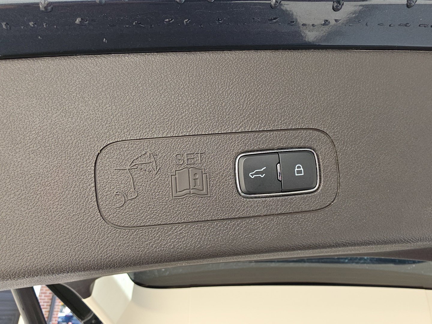 Used 2023 Lincoln Aviator Black Label Grand Touring AWD/4WD image 32
