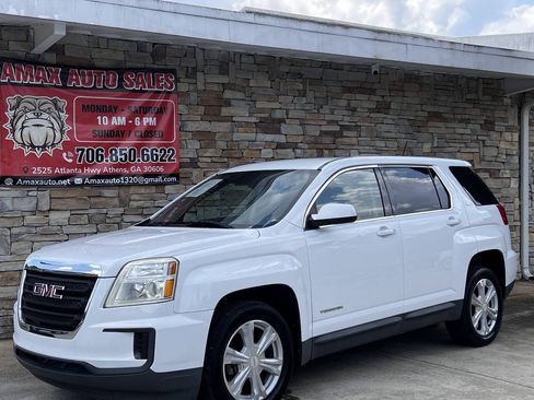 Used 2017 GMC Terrain SLE FWD image 2
